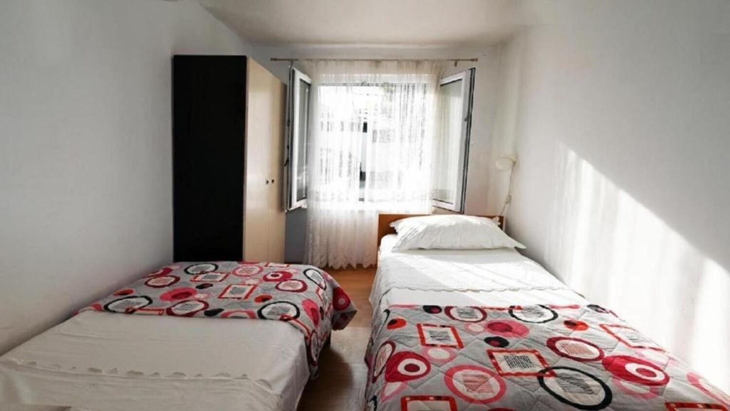 Apartment Mihovilovic Слатине Экстерьер фото